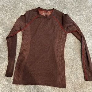 Figs salta seamless longsleeve underscrub. Size= small color = espresso